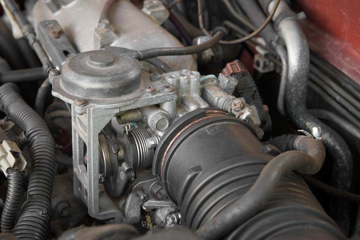 汽车熄火后电子节气门不断电反复开启的原因及解决方法