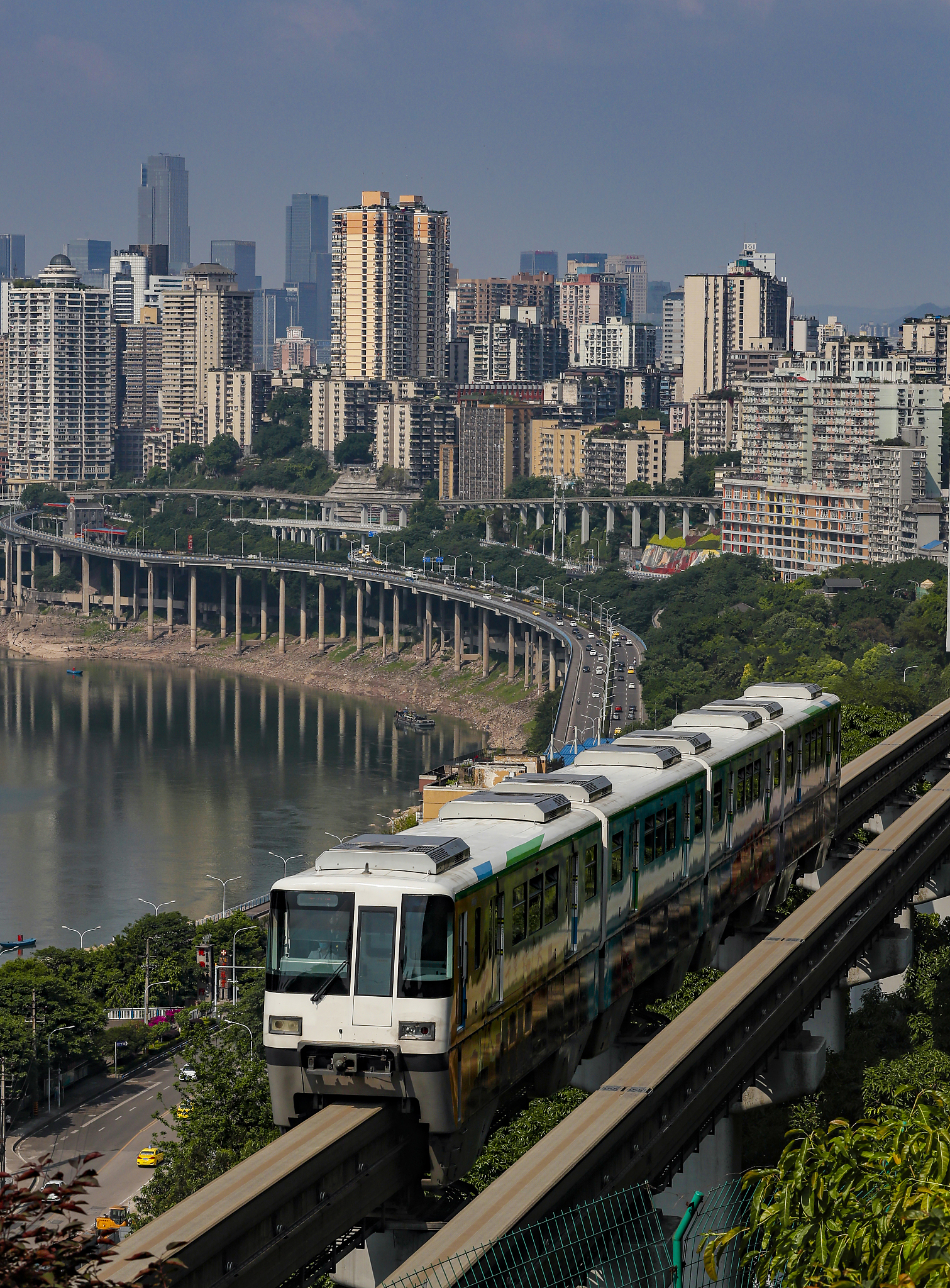 重庆轻轨学校招生啦！入学条件了解一下