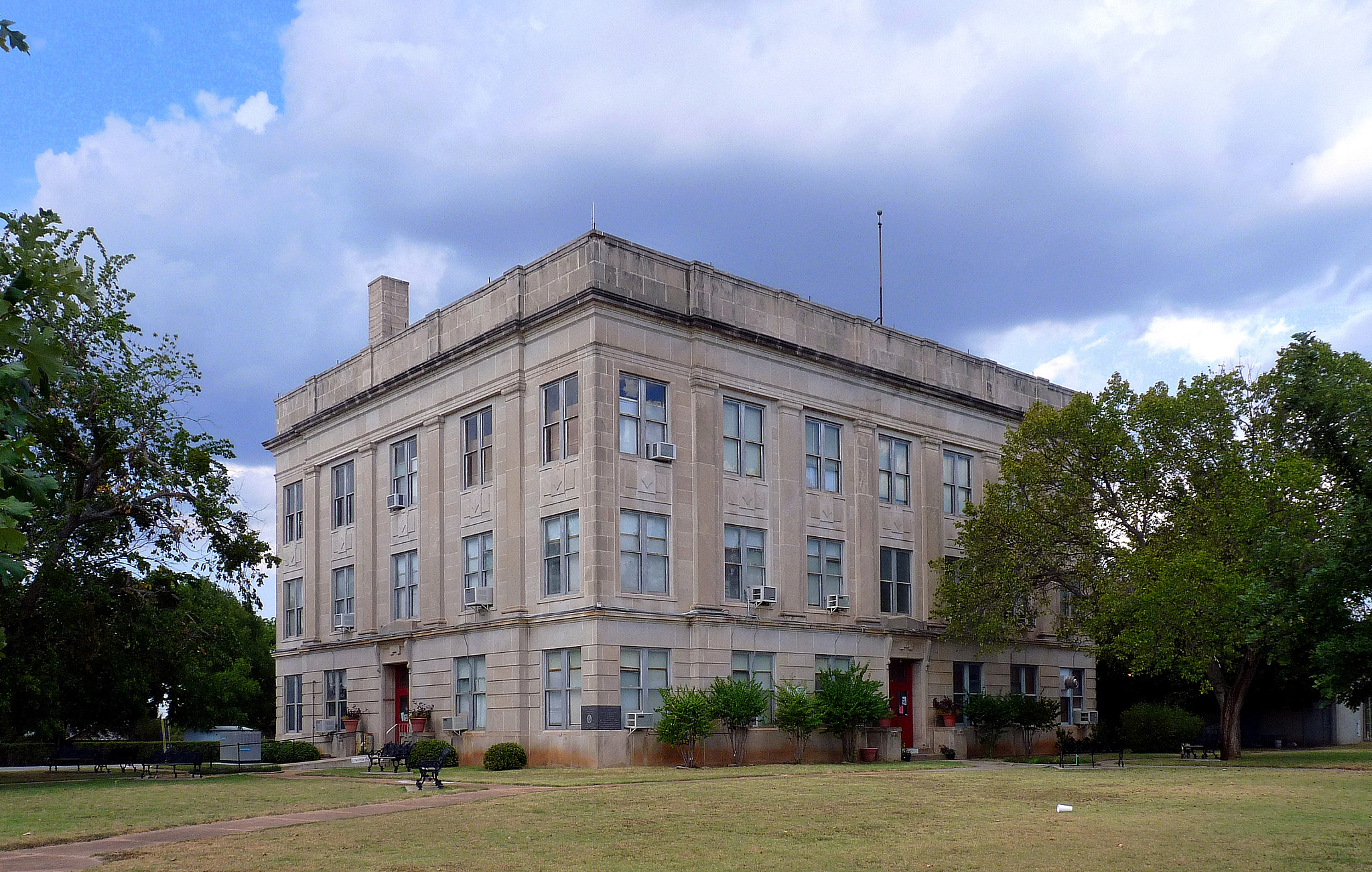 cotton county courthouse walters, oklahoma