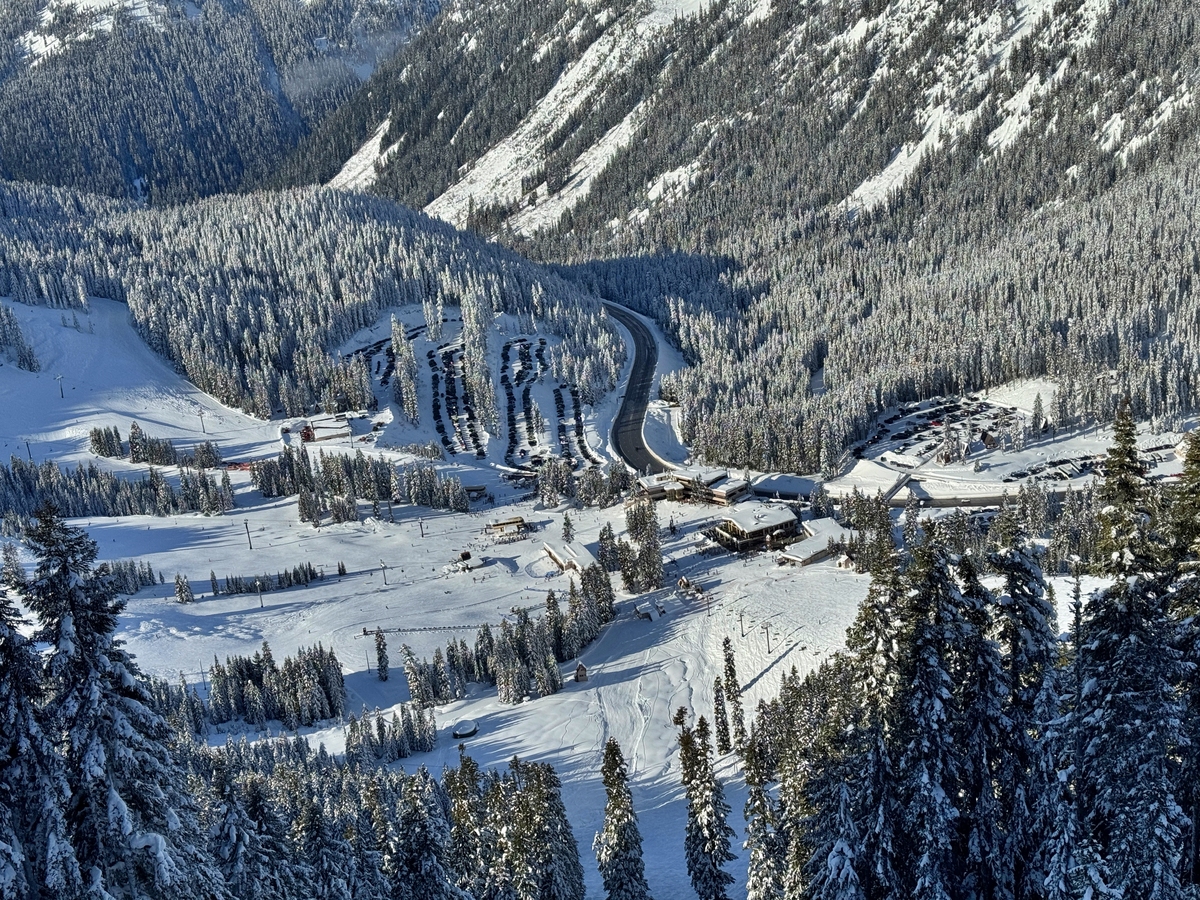 斯蒂文斯山口滑雪场