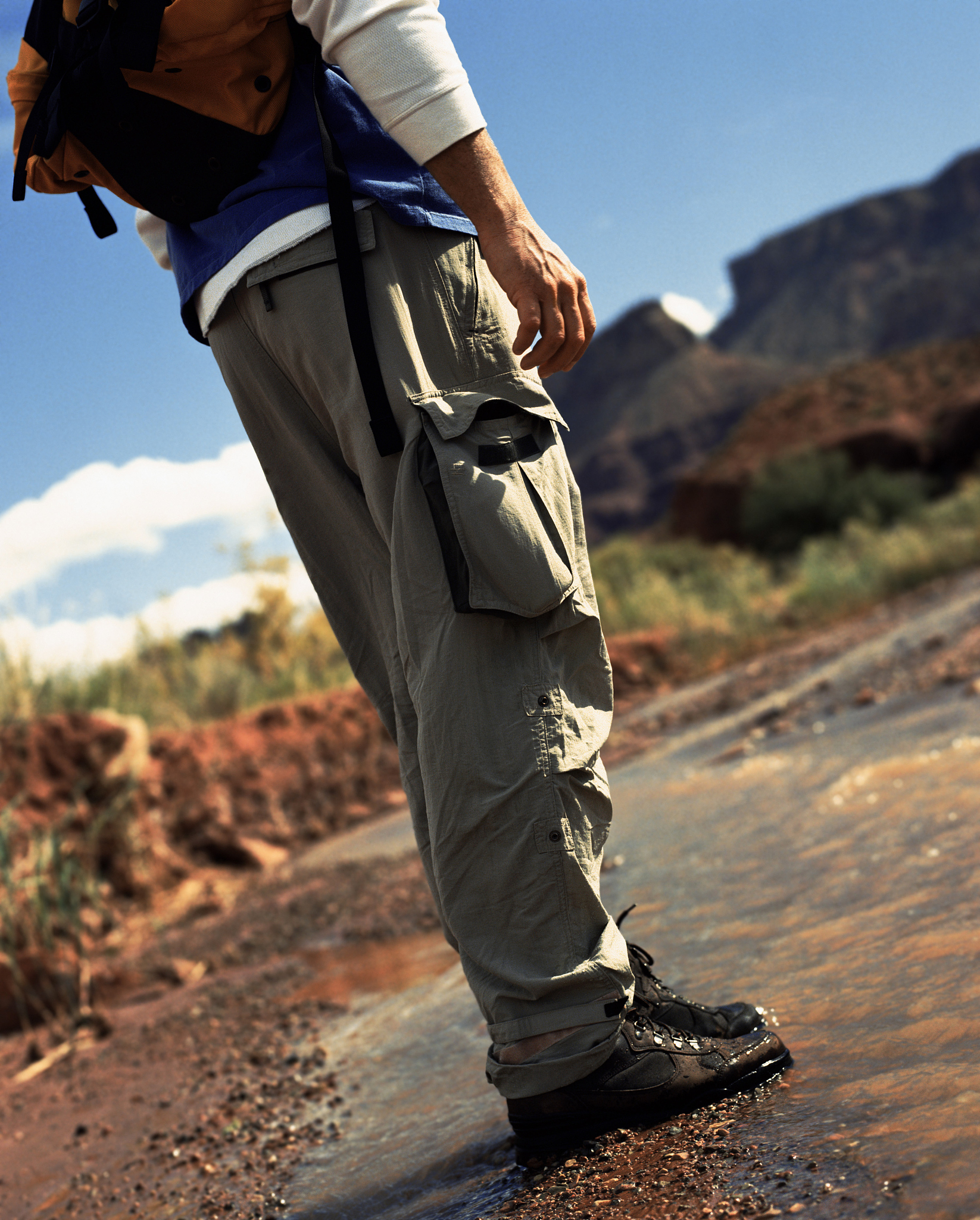 多口袋工装裤男士休闲裤，适合工作、户外探险等多种场合