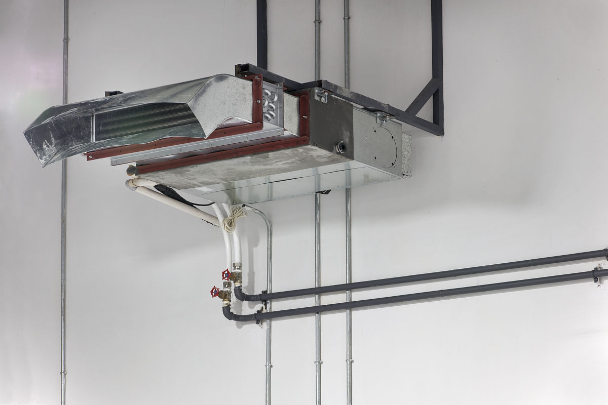 风管机吊顶300mm够吗？