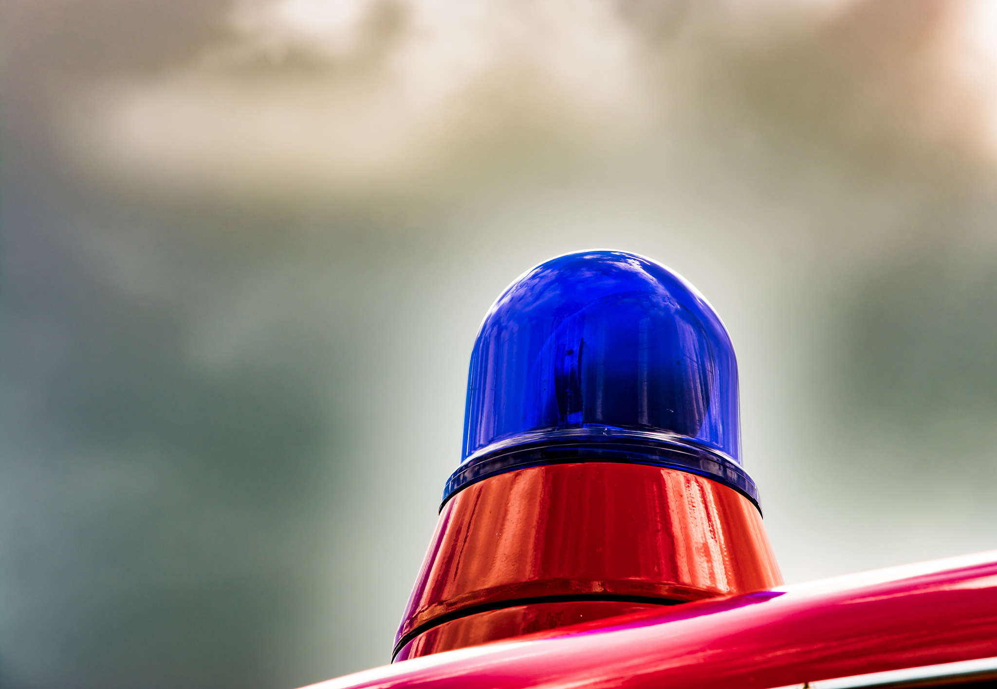 防爆消防应急灯石油：石油化工安全照明的可靠保障