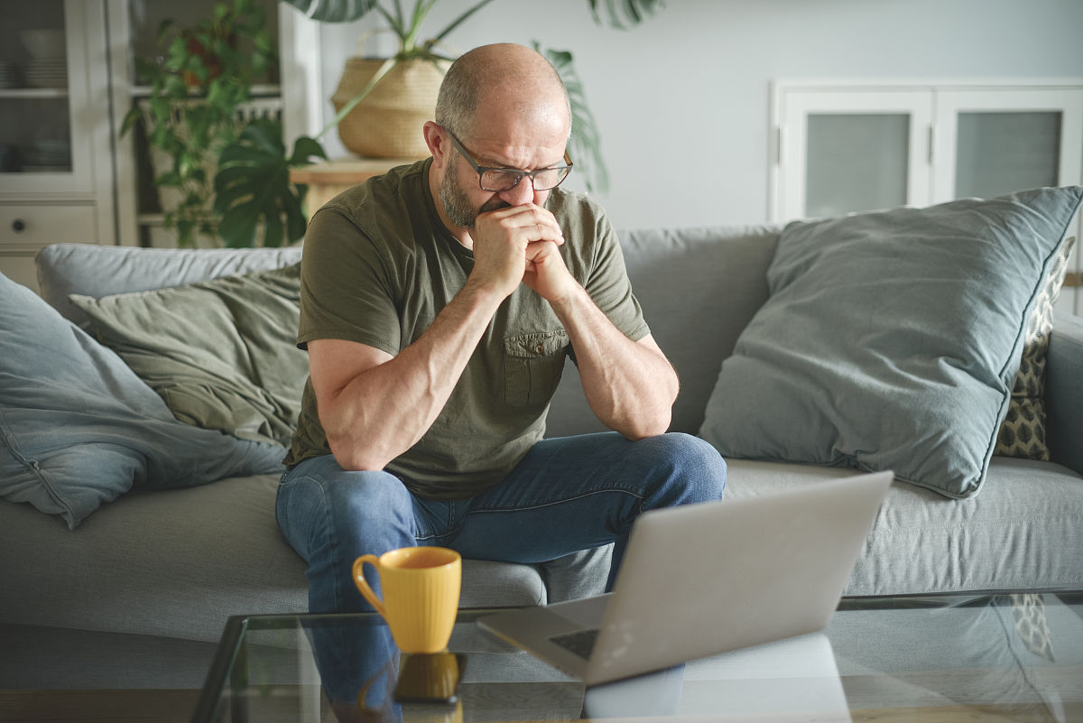 负面情绪传染论文选题意义