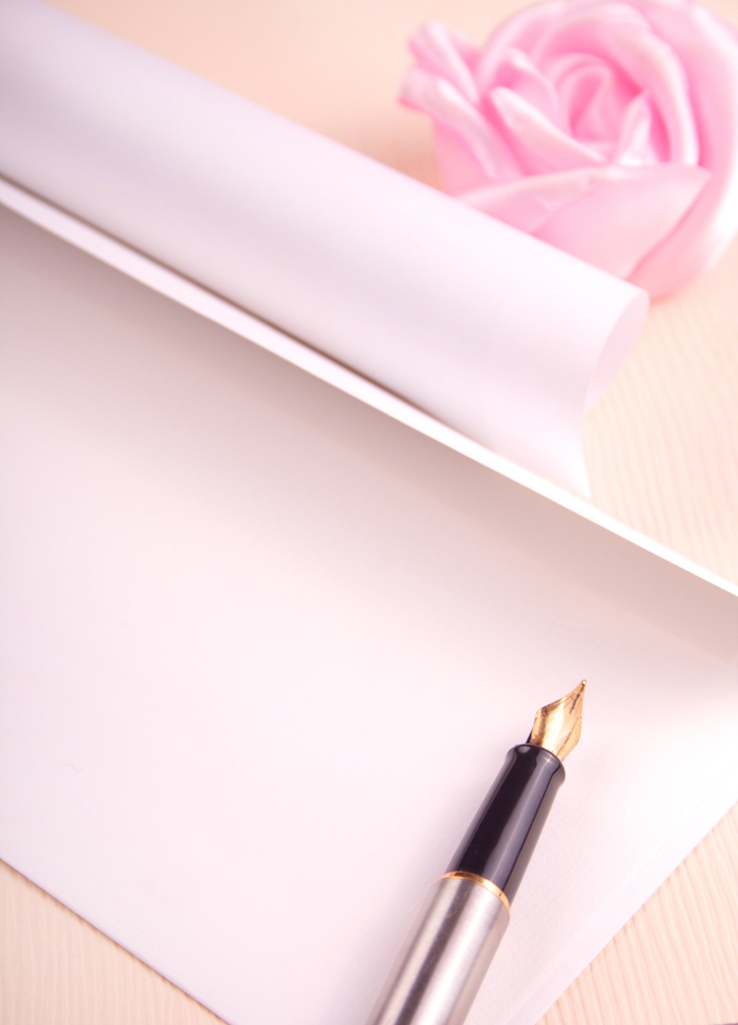 18岁成人礼礼物：钢笔寄托成长与感恩