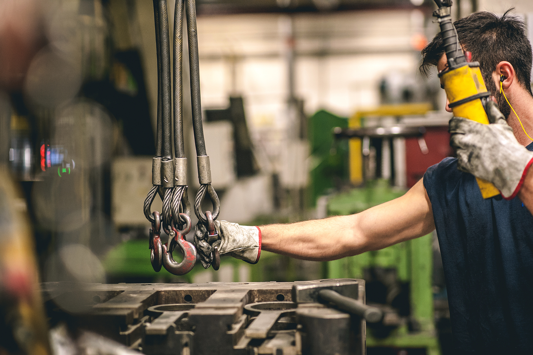 山西三飞技工学校电梯安装维修专业怎么样？- 详细解读和就业前景分析