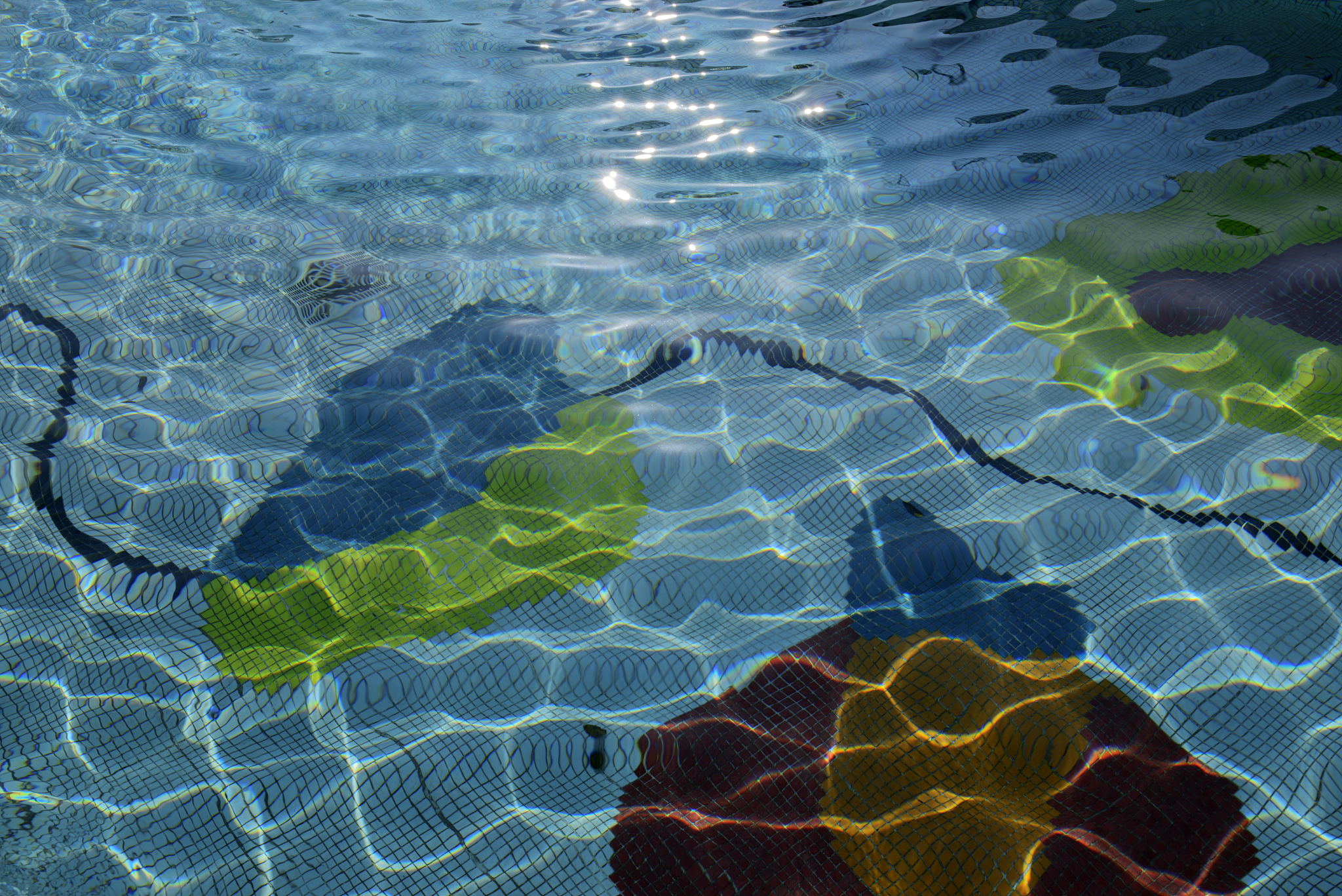ripped water in swimming pool
