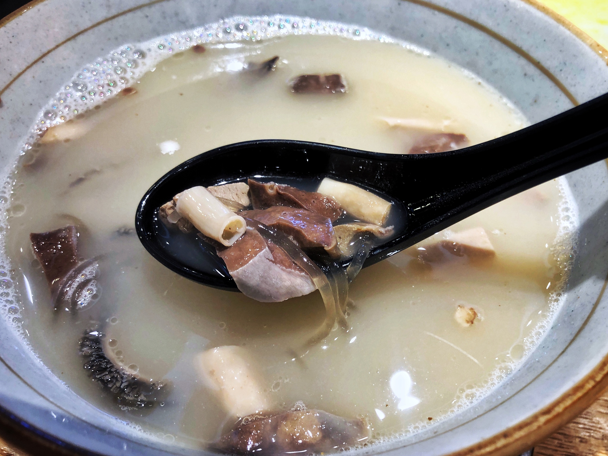 老北京羊杂汤