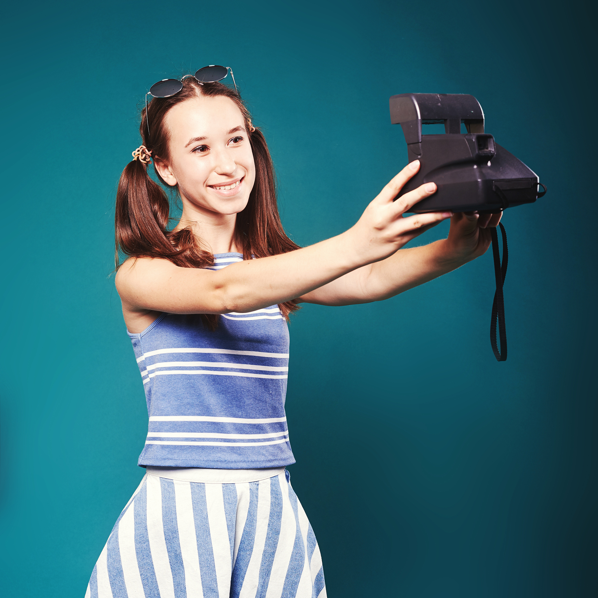 以可便于穿戴的肩托按摩器开发为题目介绍该项目的技术点和创新点