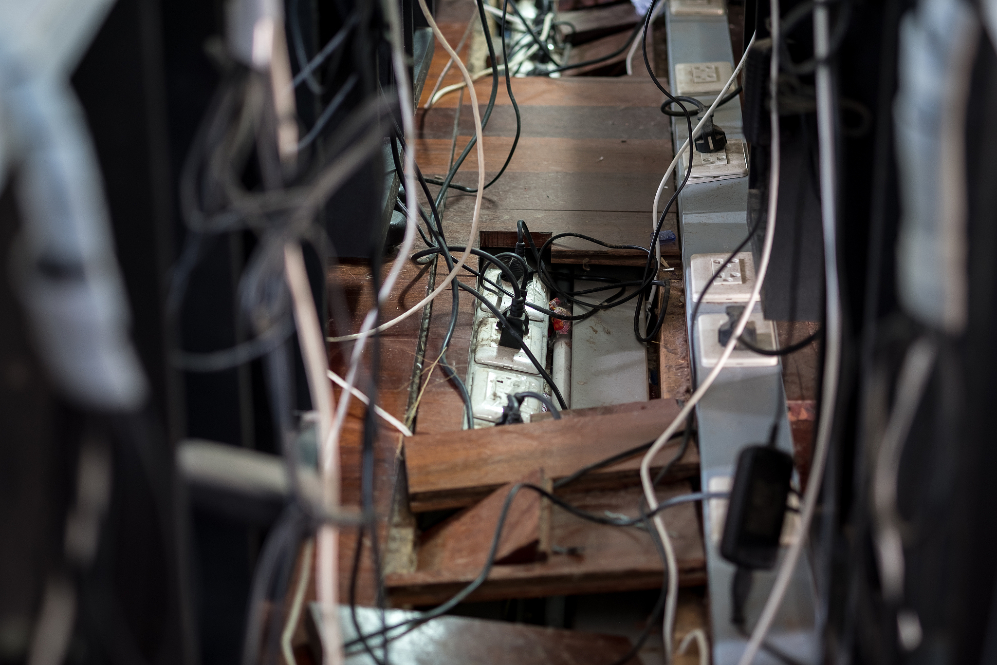 线路老化引起的火灾属于环境因素吗