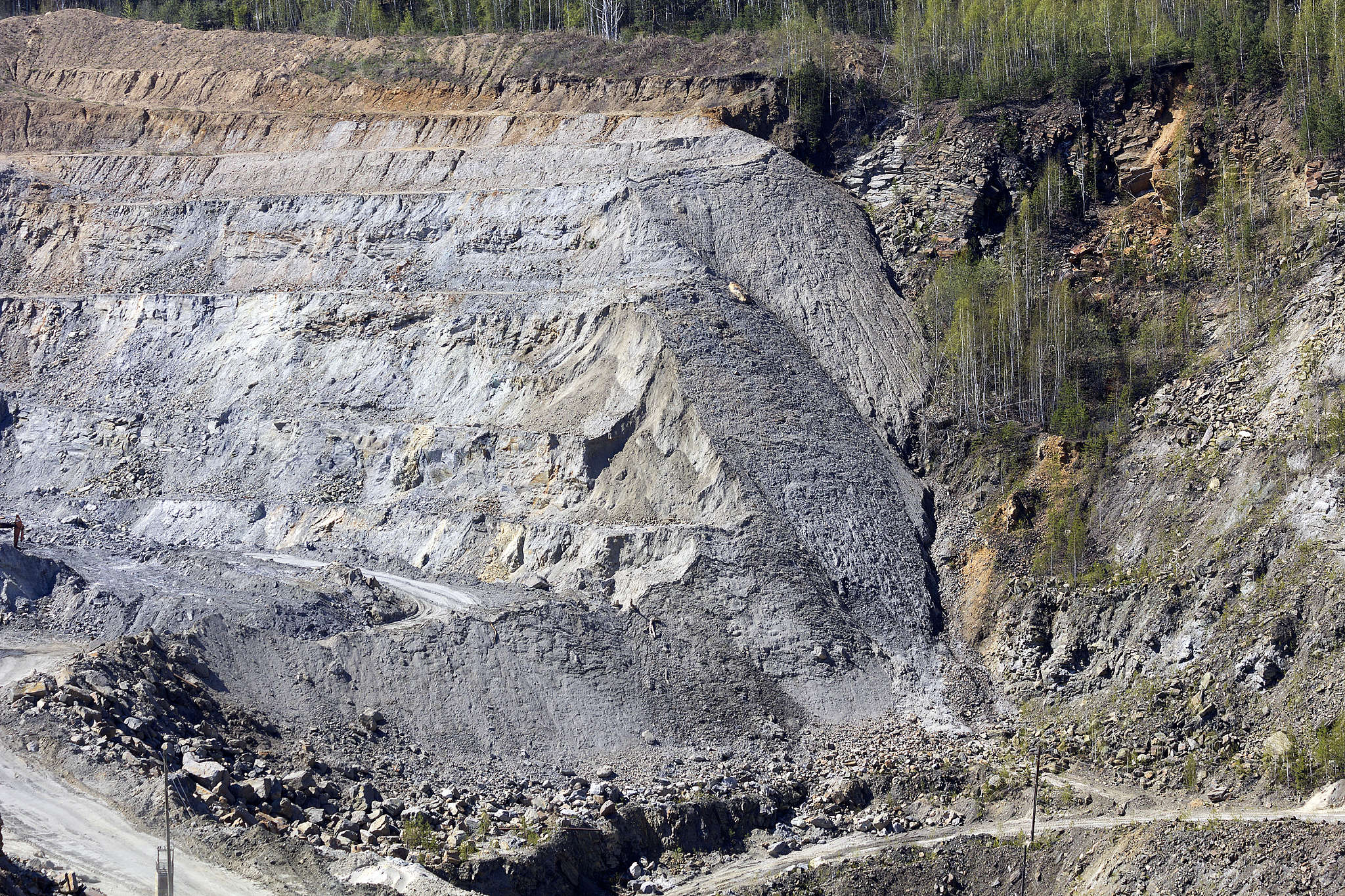 硅锰合金生产项目缺失环境监测的严重后果