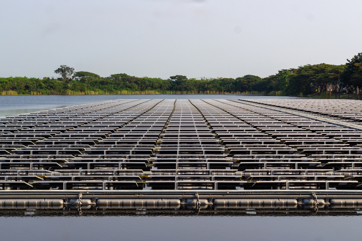 桁架式网箱：高效水产养殖设施