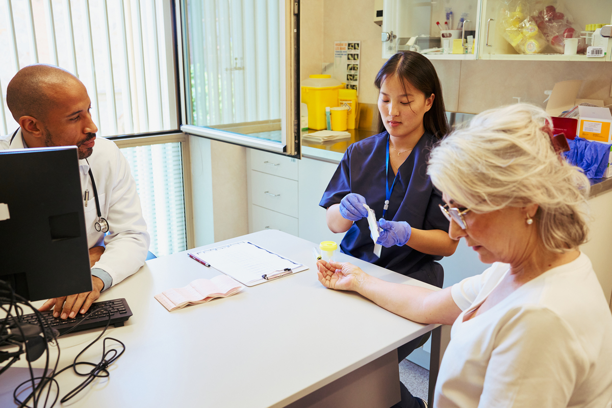 乐山2022年男生读卫校好吗