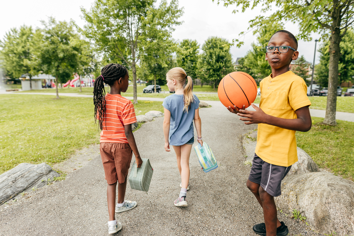 暑假期间阴天中小学生需要注意什么