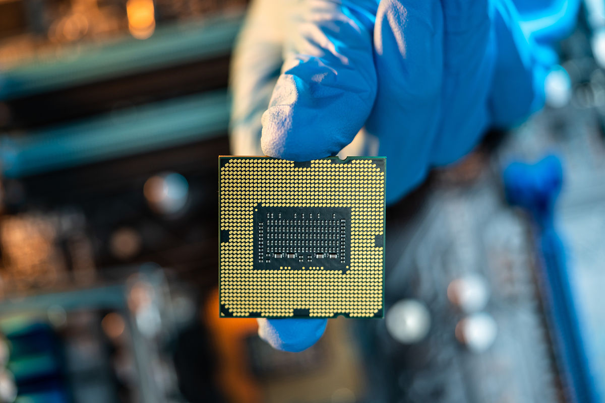 Intel Core i9-10900K & AMD Ryzen 9 5900X 主板推荐：ASUS、Gigabyte、MSI、ASRock
