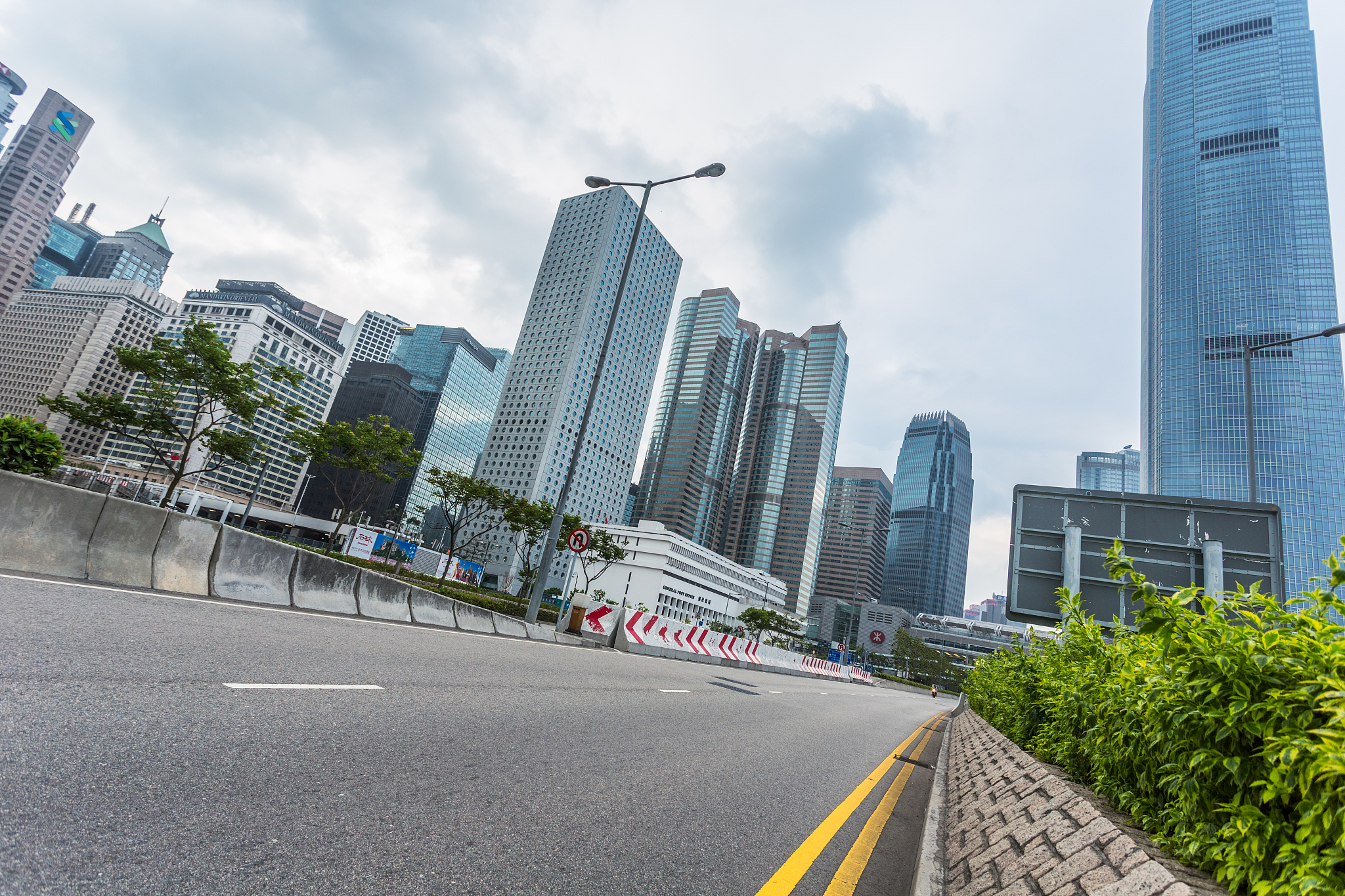 汽车广告背景图-香港城市街道