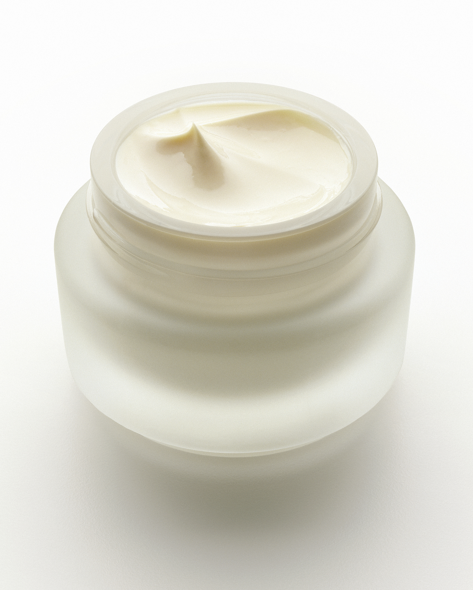 Celavive全日礦物防護霜是否能够减少黑头和粉刺？