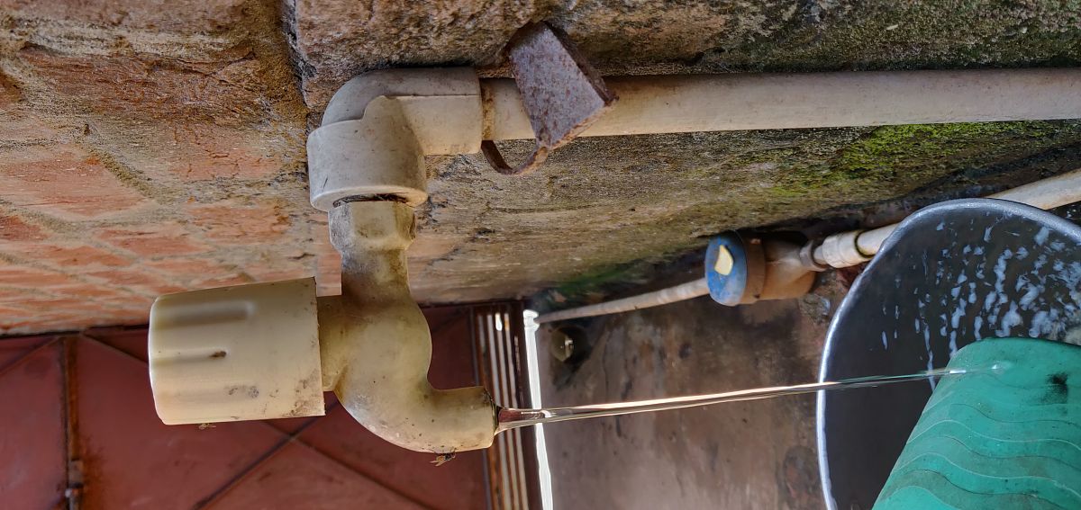 国家修道院内水出不来