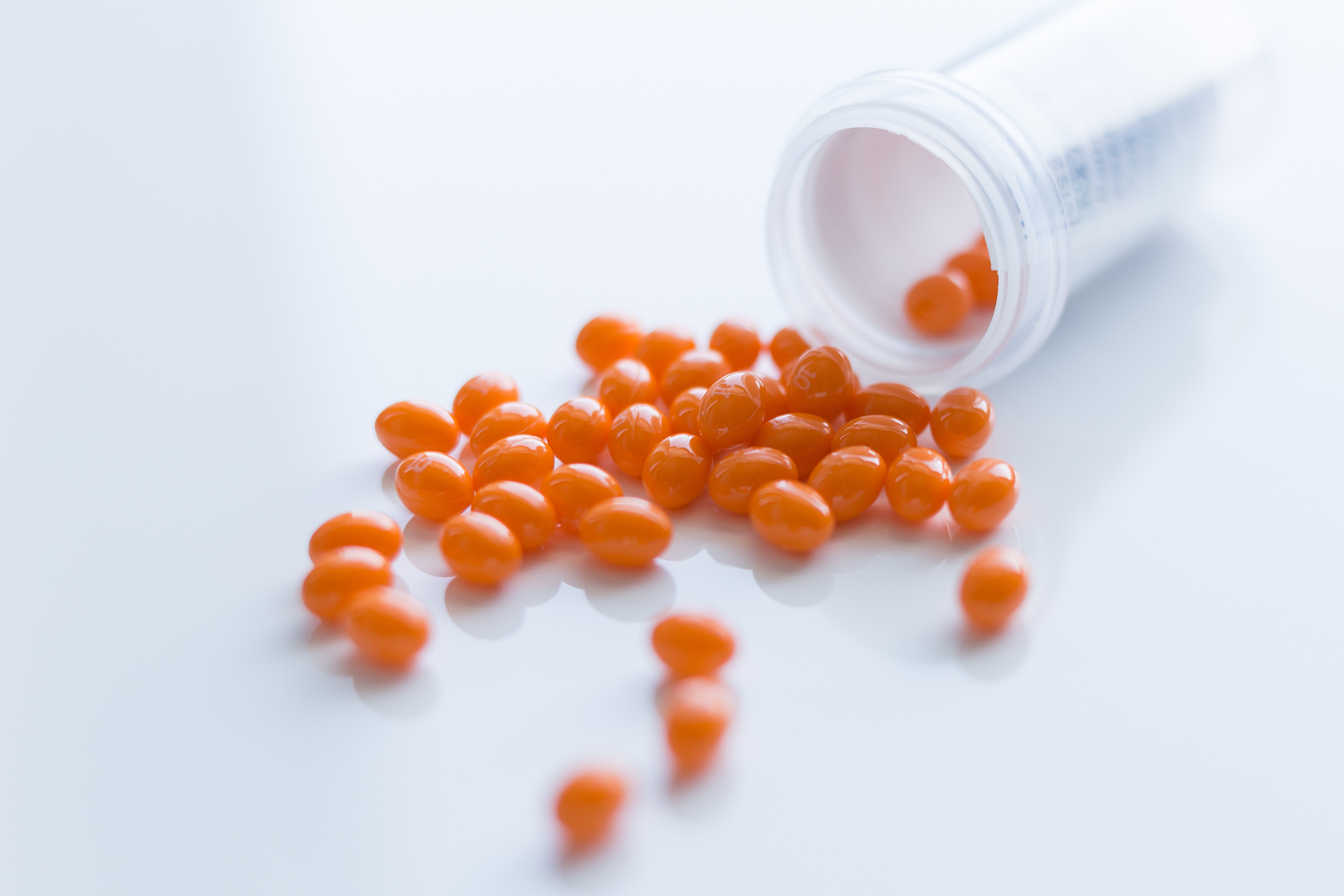 蒲地蓝消炎片和布洛芬一起吃安全吗？