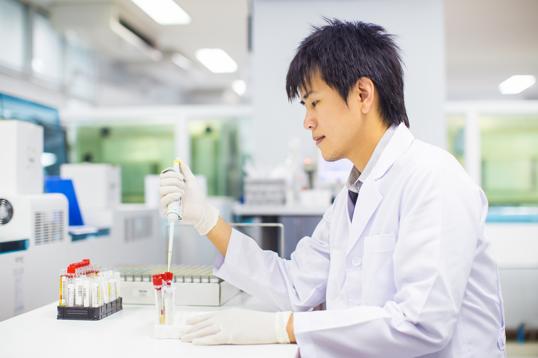 石家庄2023年读卫校要分数吗怎么样