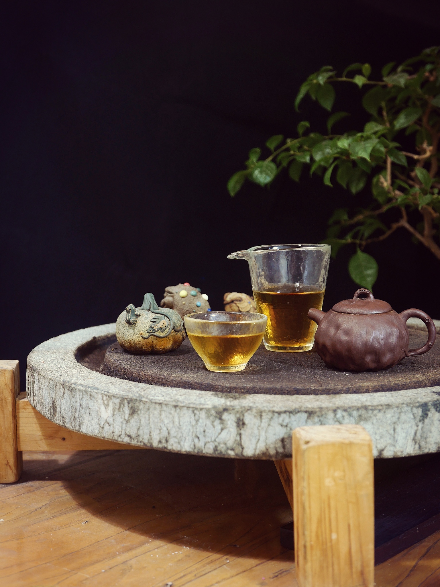 特色笔架茶颜色搭配指南：吸引年轻人的秘诀