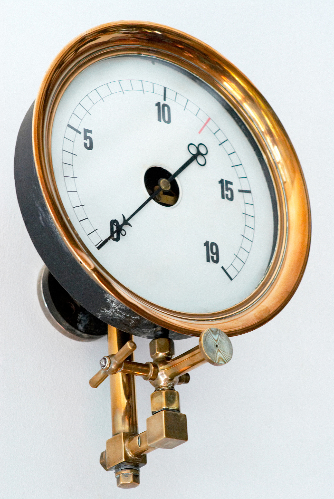 pressure gauge
