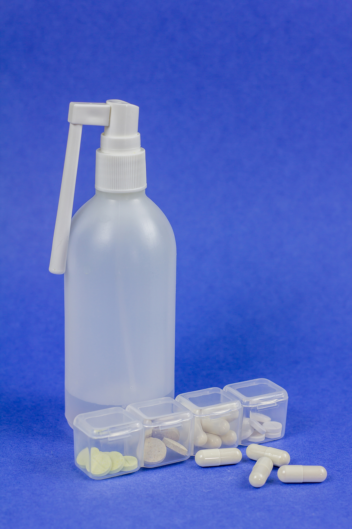 virus prevention, taking vitamins and antiviral medications duri