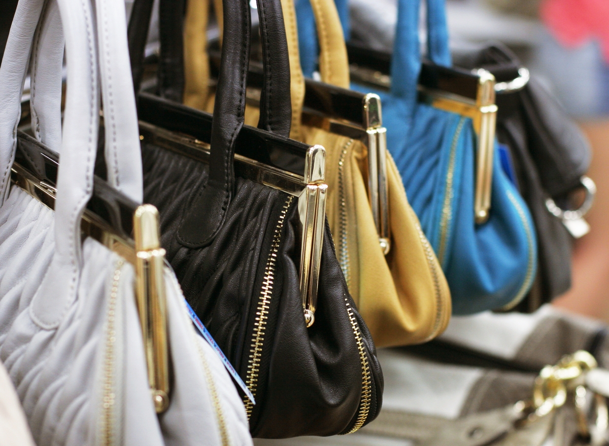 时尚与实用兼备！精致包包，提升你的魅力