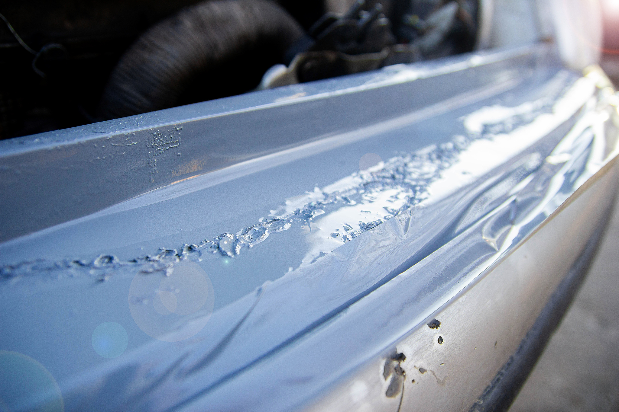 帕萨特被爆出中保研测试A柱断裂安全评分极差实际安全水平和几万块的面包车差不多了请你为我写一篇500字报告