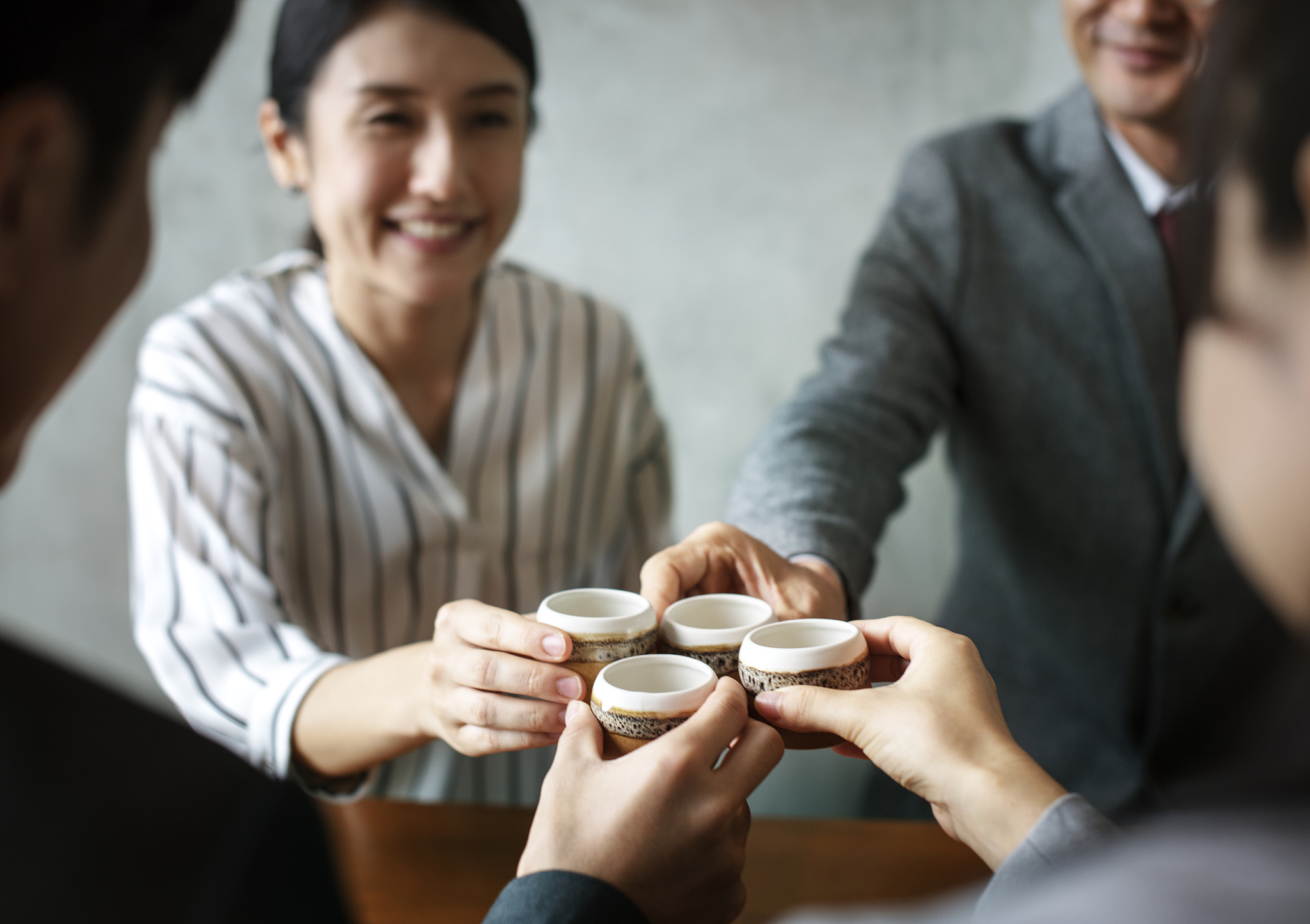 おもに少年マンガジャンルにおける「ヒーロー」の類型と変遷を、80年代の新たなヒーロー像まで含めて説明してください。