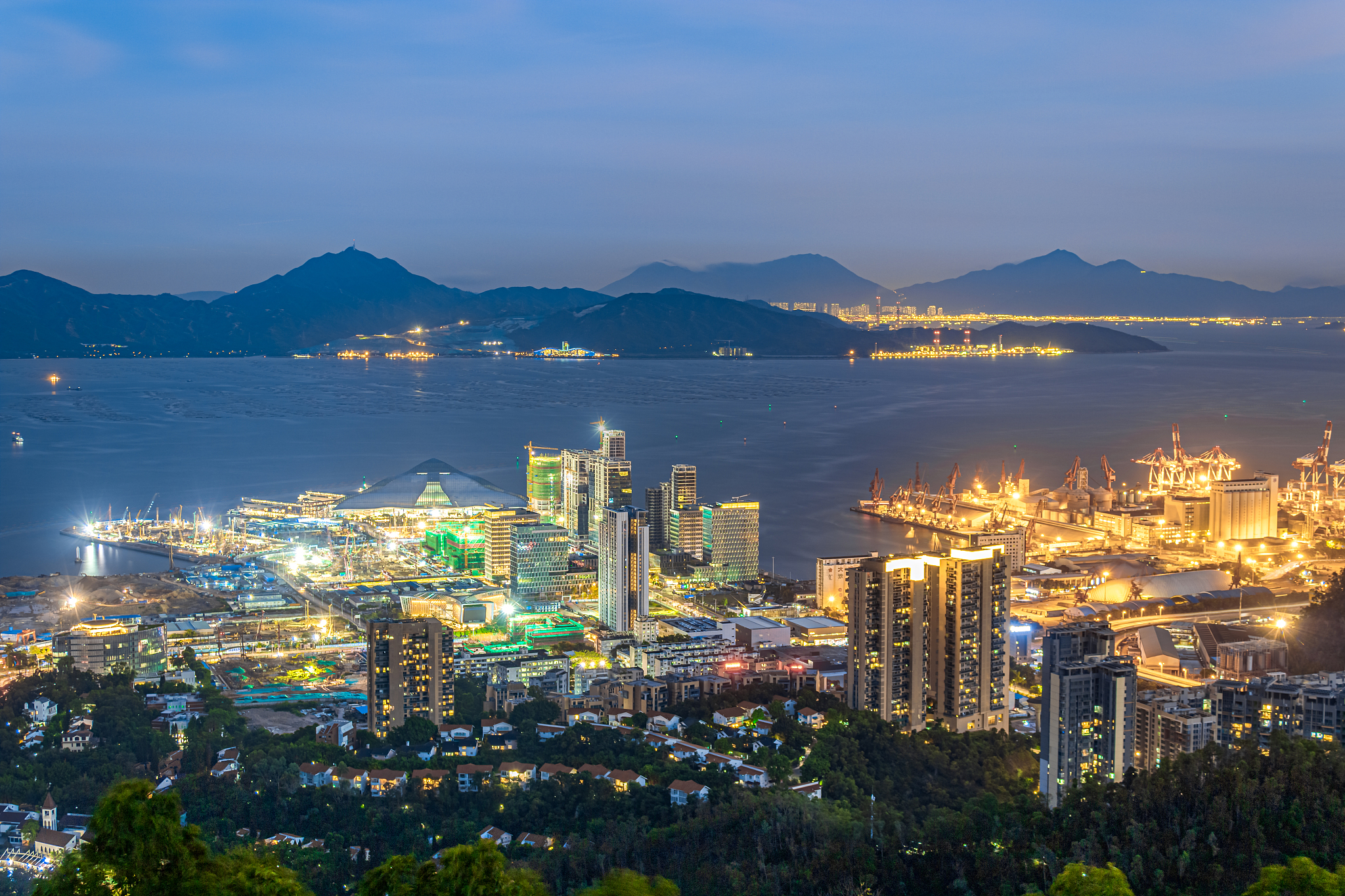 深圳蛇口邮轮中心/深圳太子湾邮轮母港夜景