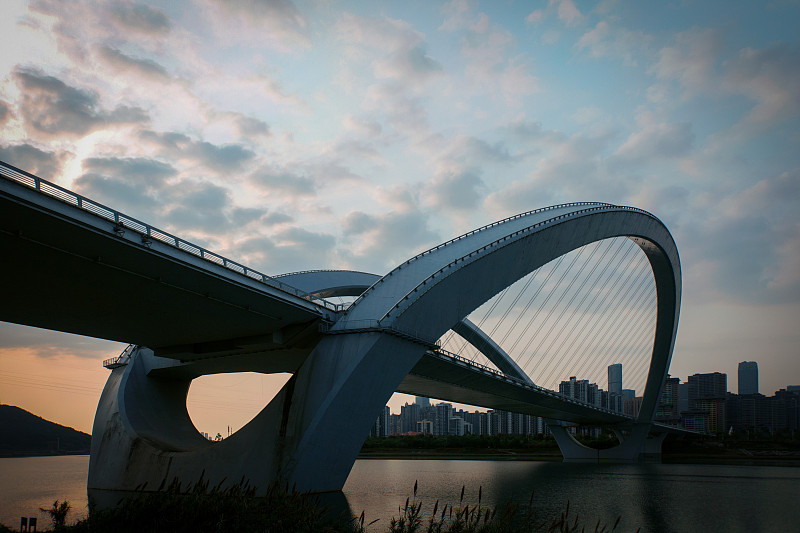 南宁卫生学校2023年要什么招生条件-怎么样