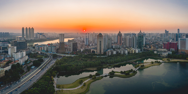 航拍南宁南湖公园