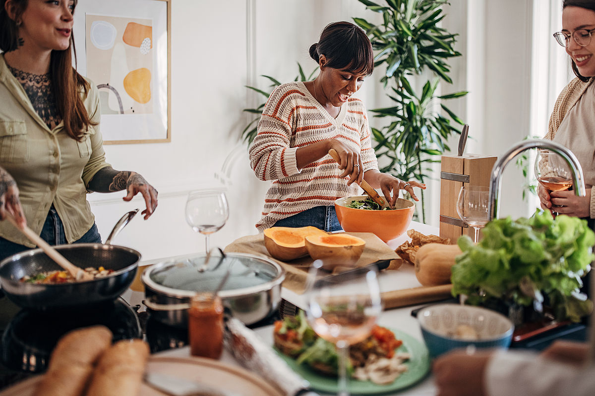 中国女性烹饪技巧：勤劳与爱的味道