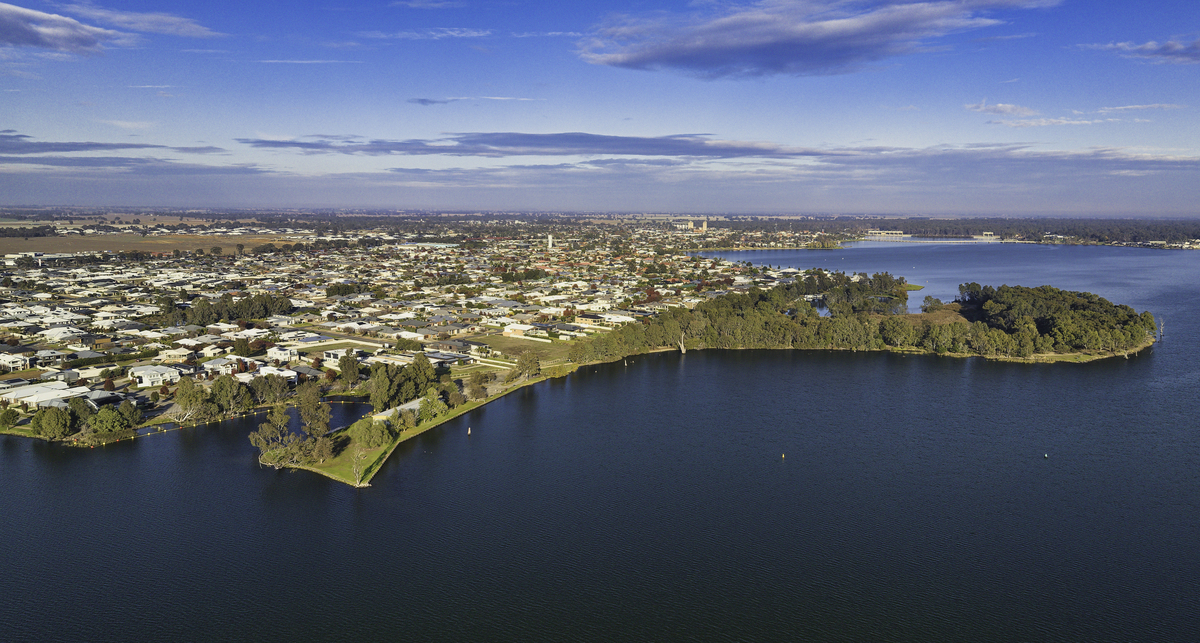 Yes Ive spent a year traveling all over California I spent summer in South lake Tahoe and I was there for like 3 months It was amazing I was in Santa Cruz for a while and Sacramento I did some work in