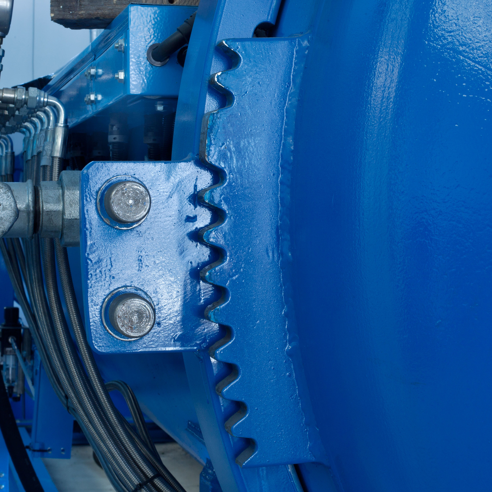 负极辊压后剥离力低