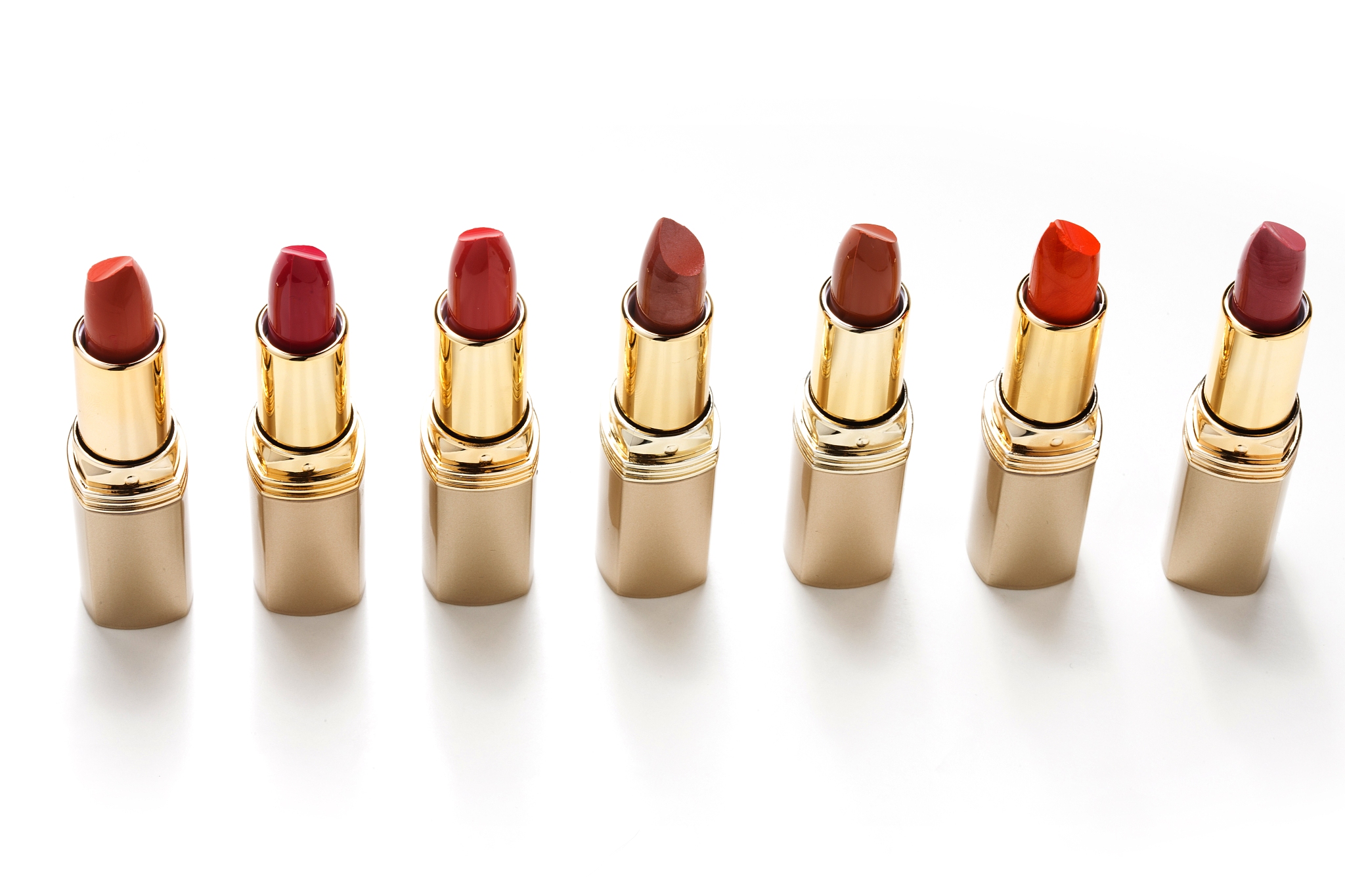 春季必备口红种草！4款让你秒变气质女神