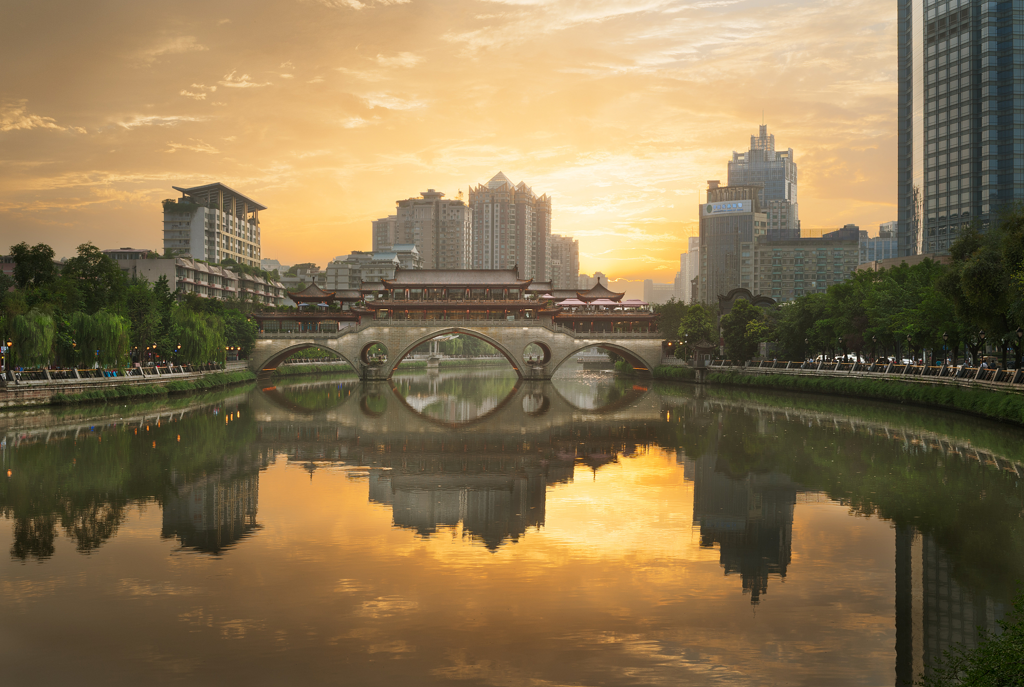 chengdu at sunset