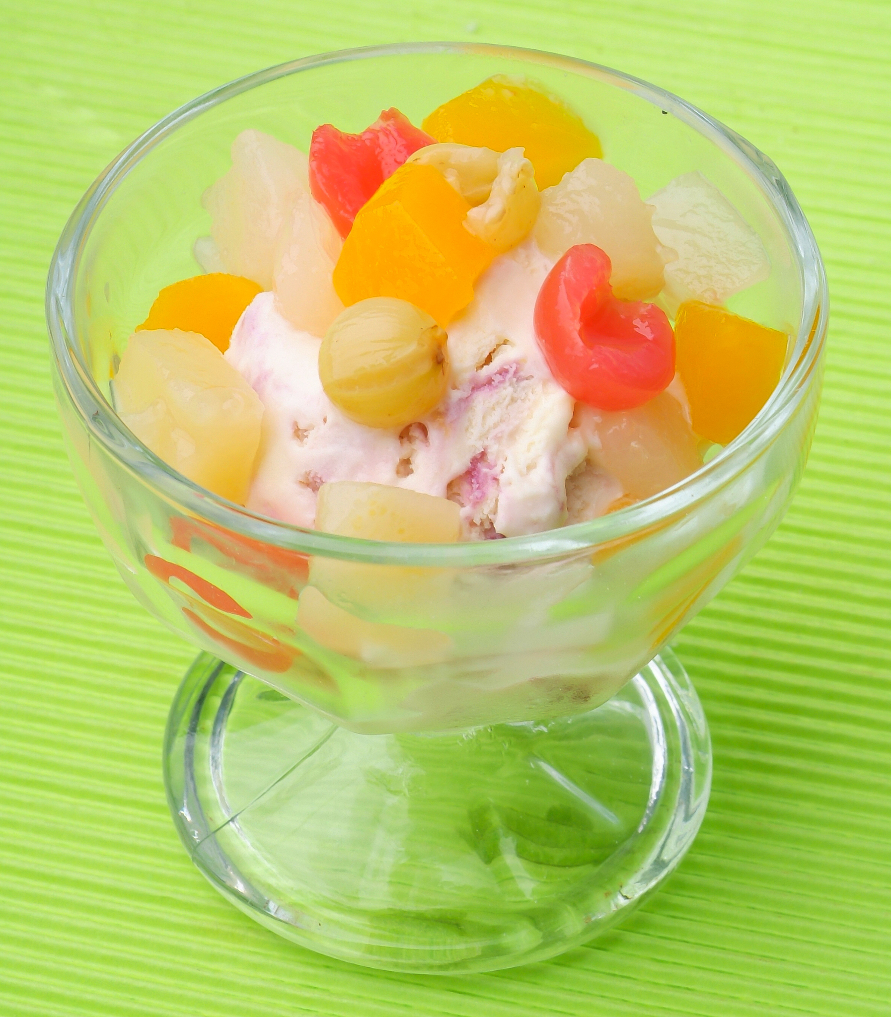 乳果叮叮港式水果捞新品上市！挑心岛超市独家开卖！