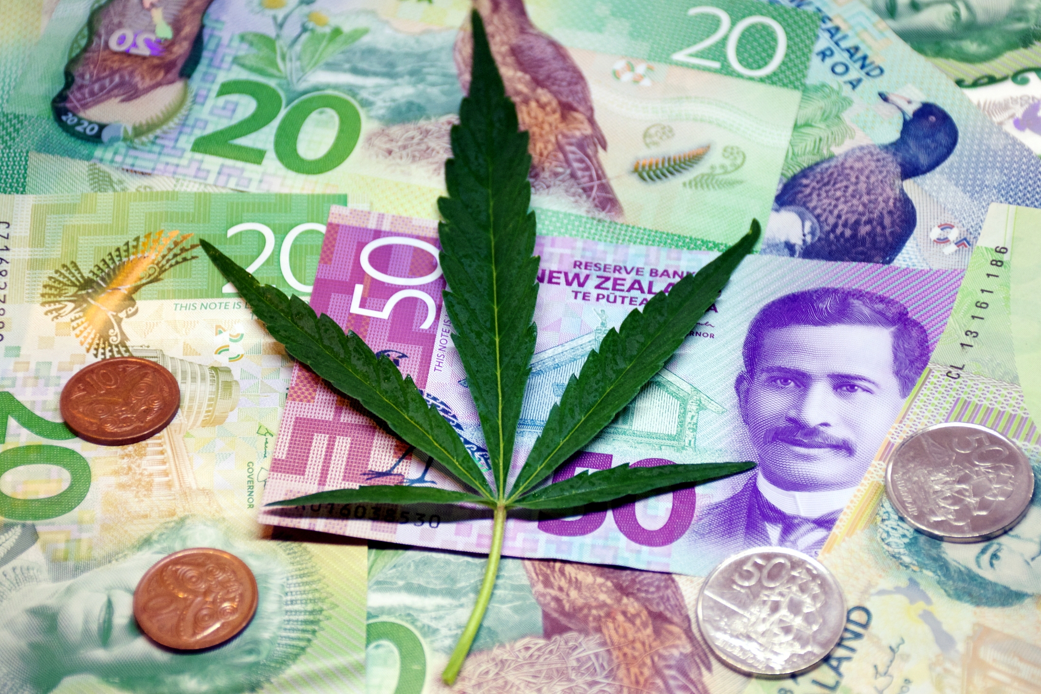 美罗国际香杞胶囊需要医生处方吗？