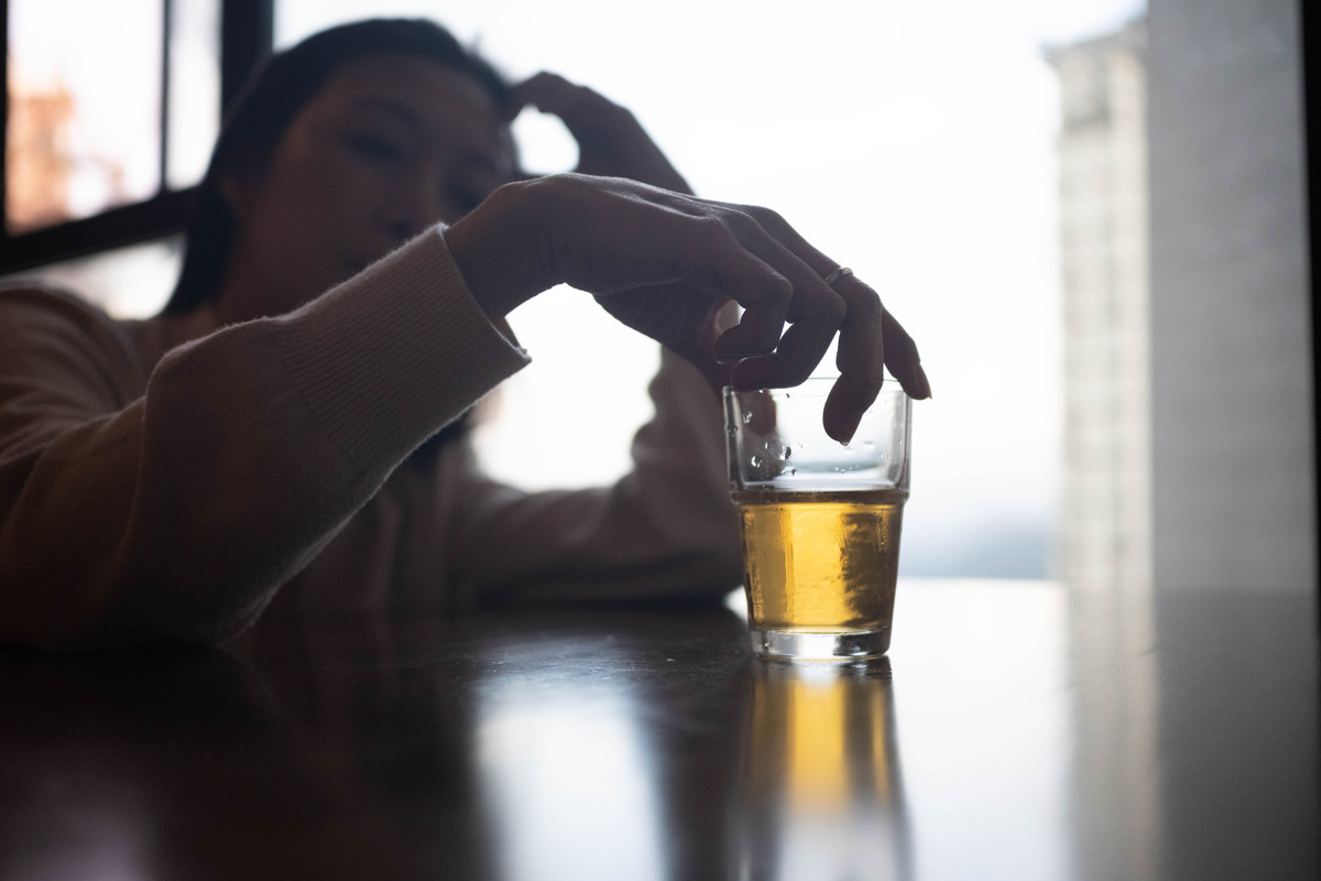 宿醉头痛？看看你昨晚喝了多少酒！