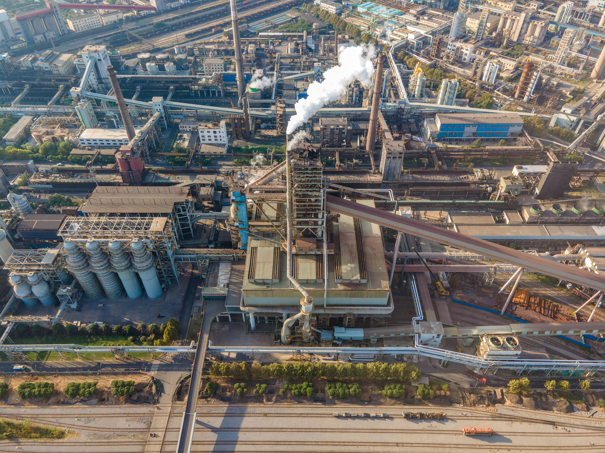 青岛李沧钢厂的五十八中对周边影响