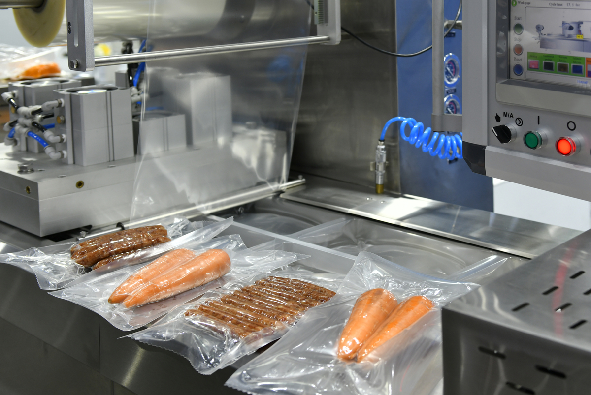 匈牙利冰淇淋车间设备：从冰淇淋机到消毒设备一应俱全