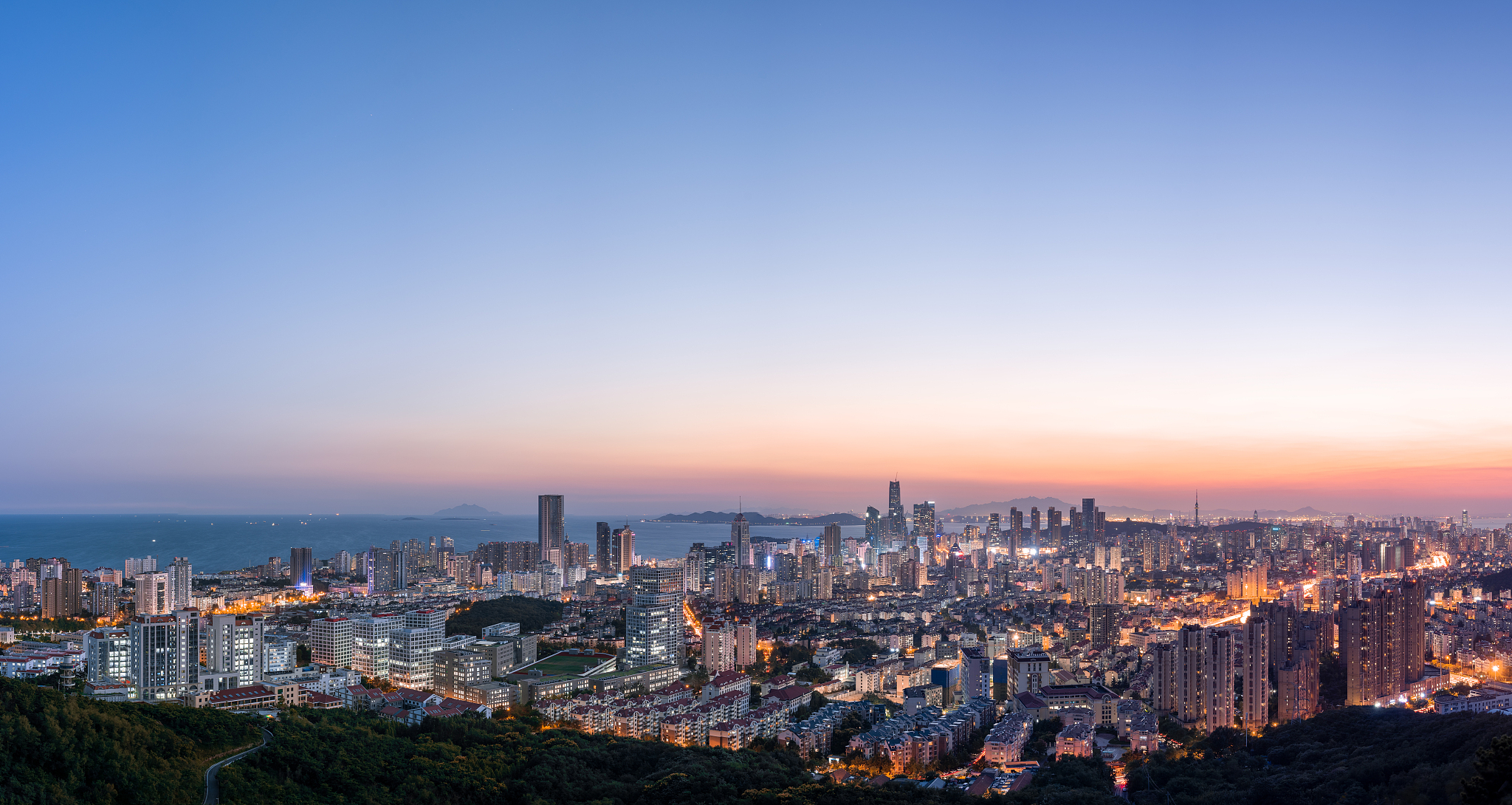 青岛城市风光夜景