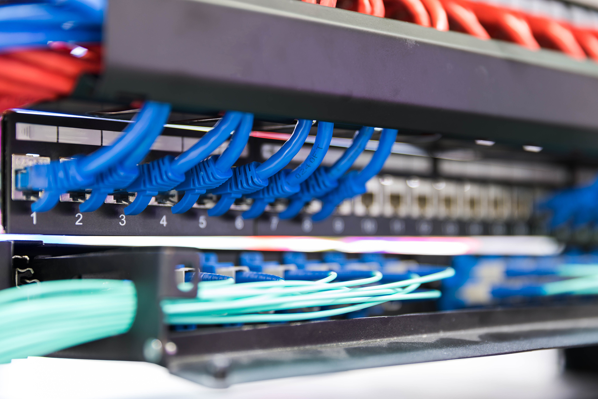 STP板：什么是屏蔽双绞线？ - 性能优势及应用场景