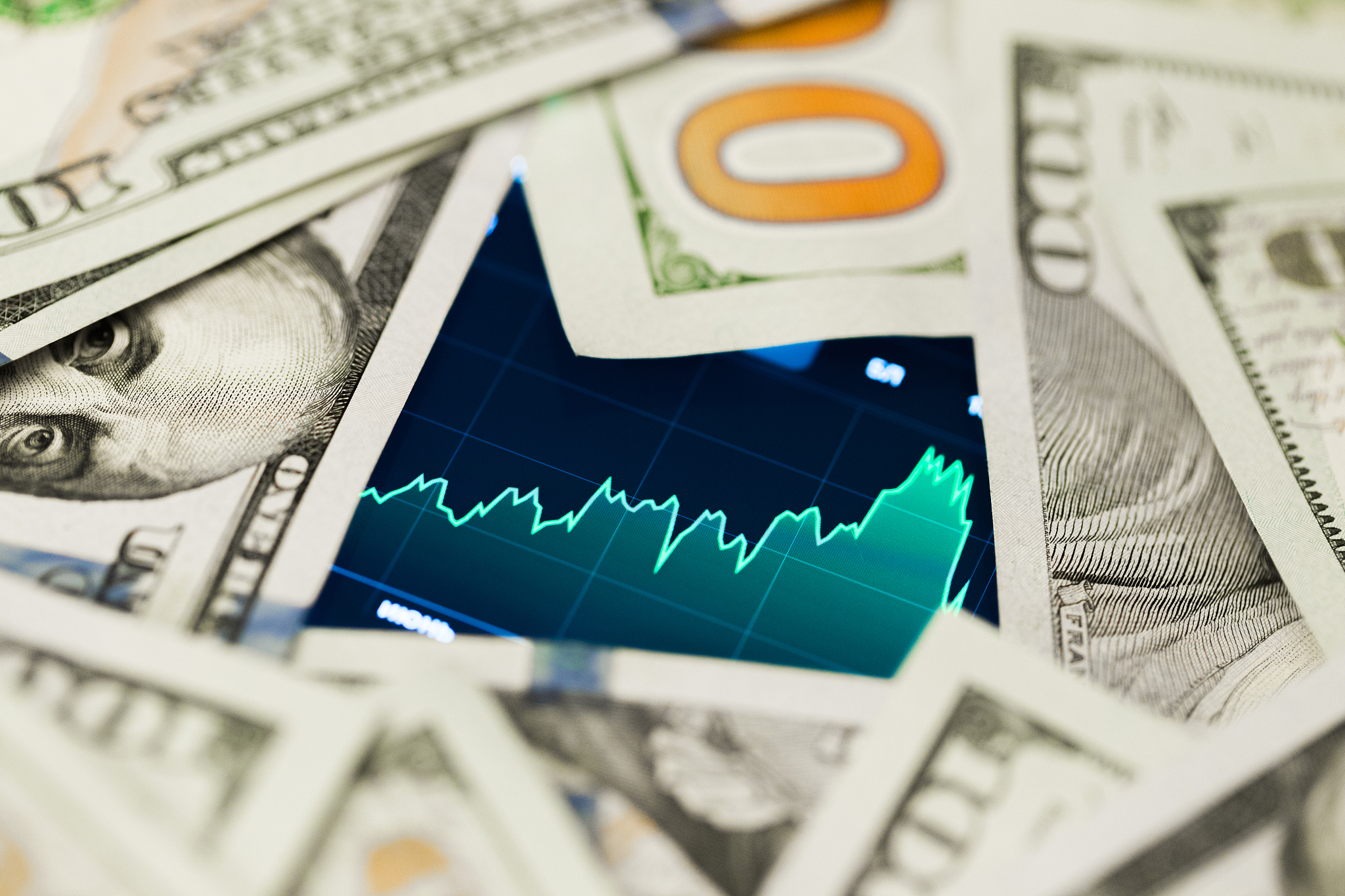 money and graph - image