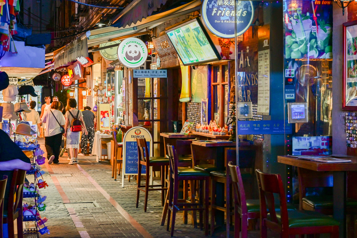 城市早晨风情：放慢脚步，品味美好