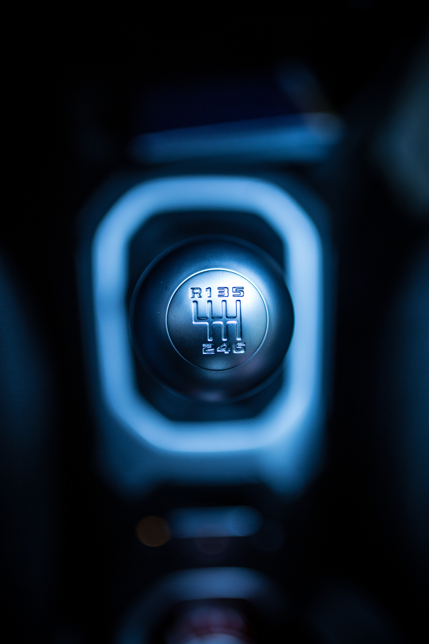 six speed manual gear shift