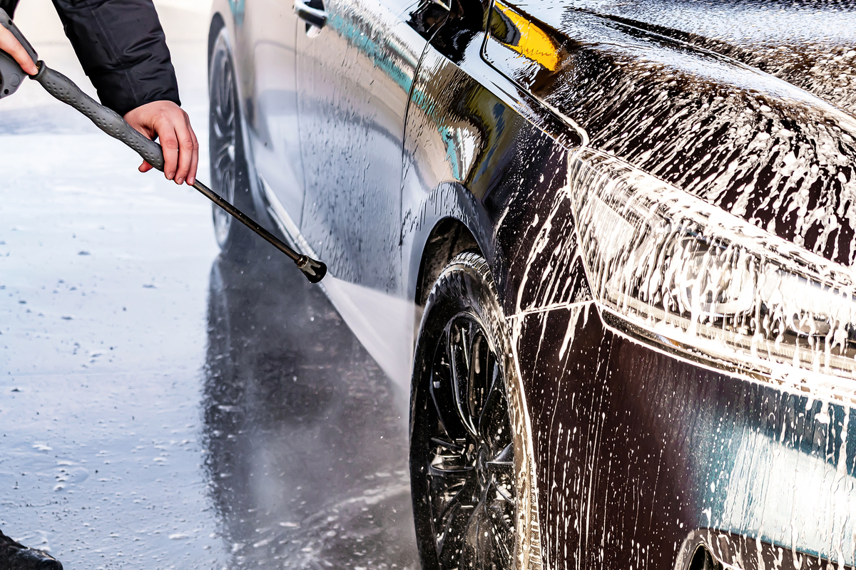 汽车装饰与美容专业招生火热进行中 - 掌握技术，成就梦想！