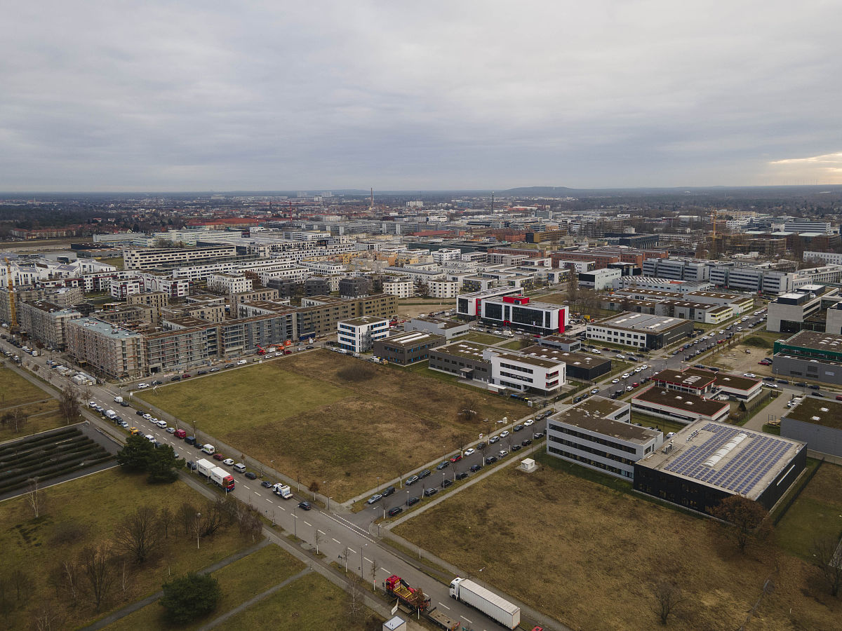 奏响新疆高质量发展的青春之歌 50000字